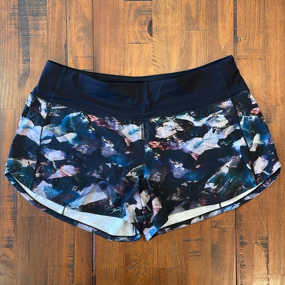 Lululemon Speed Up Short 4” inseam size 10